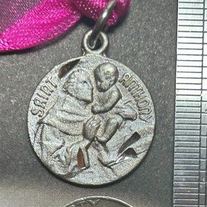 Vintage Silver Tone Saint St Anthony Religious Medal Pendant Charm